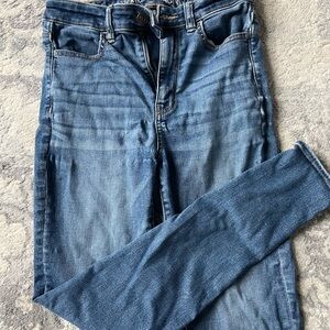 American Eagle High Waisted Jeans